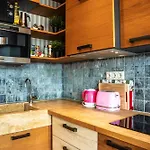 公寓 Sunny Stylish Rooftop Private Balcony Shared Jacuzzi Mk2