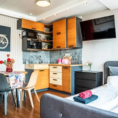 Appartement Sunny Stylish Rooftop Private Balcony Shared Jacuzzi Mk2 *