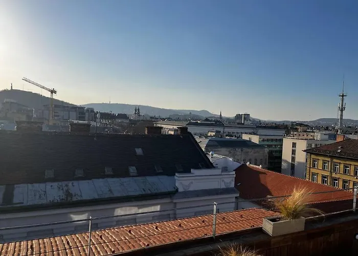 Apartmán Sunny Stylish Rooftop Private Balcony Shared Jacuzzi Mk2 Budapešť