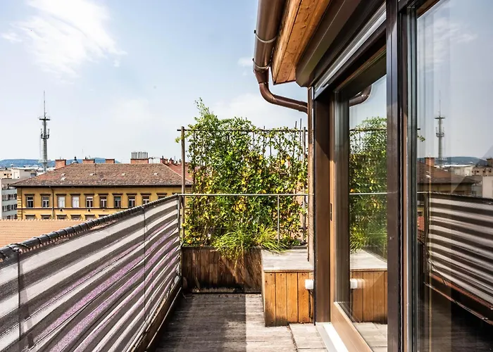 Apartmán Sunny Stylish Rooftop Private Balcony Shared Jacuzzi Mk2 Budapešť